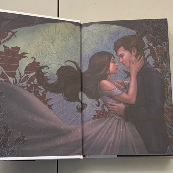 Seven Faceless Saints Fairyloot Edition Signed Hardcover Book - Picture 5 of 10